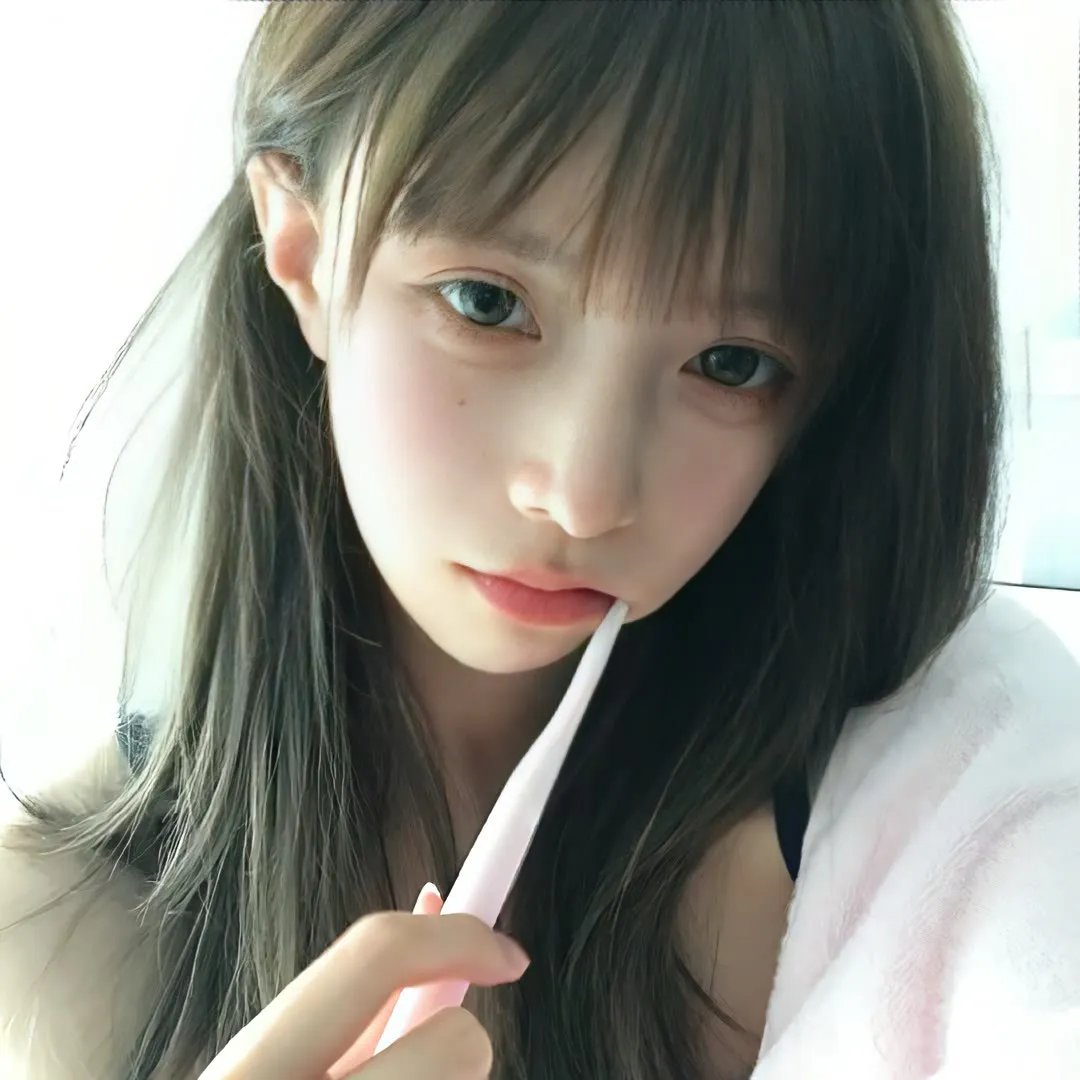 小黄花青草地